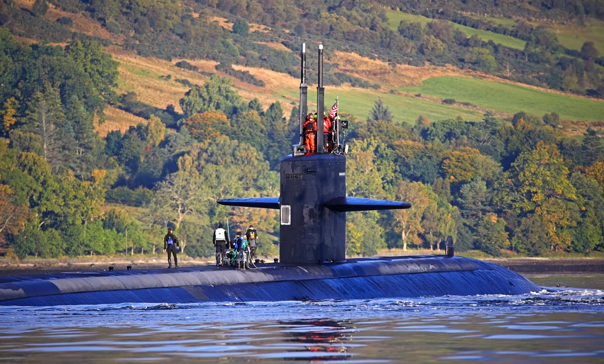 US Navy Los Angeles Class Submarine arriving at Faslane Naval Base this morning in glorious sunshine. 