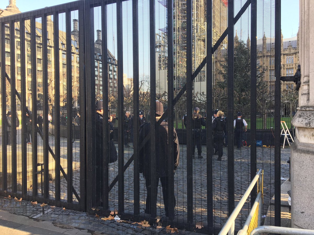 Big police presence at gates of parliament where reports - unconfirmed - of someone being tasered. These are the same gates where the Westminster attack took place last year, with security significantly tightened since then.   
