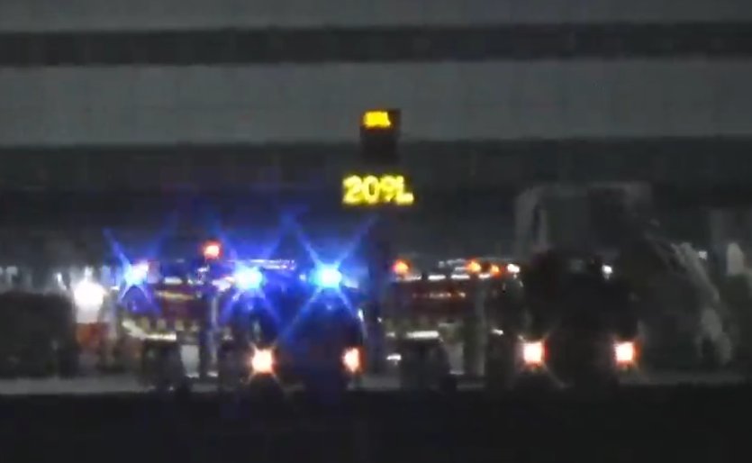 Emergency services are awaiting for AA729 at London Heathrow.