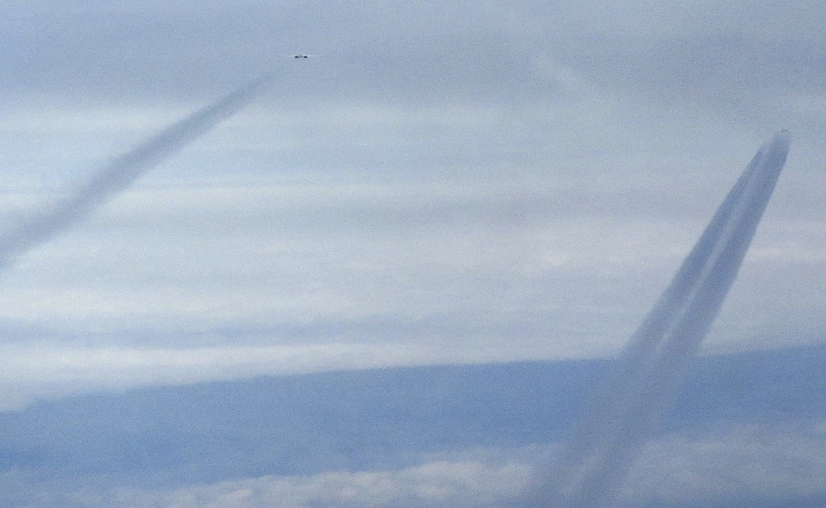 .@RoyalAirForce QRA Typhoons and a Voyager tanker scrambled to intercept 2x Russian Air Force Tu-160 Blackjack bombers in International Airspace over the North Sea