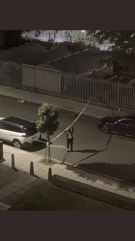 Lambeth Waterloo: The Met say enquires continue to establish the exact location as to where the man sustained his injury.  The victims condition is non life threatening.  Armed police could been seen searching the immediate area. A car was also recovered from the scene.   