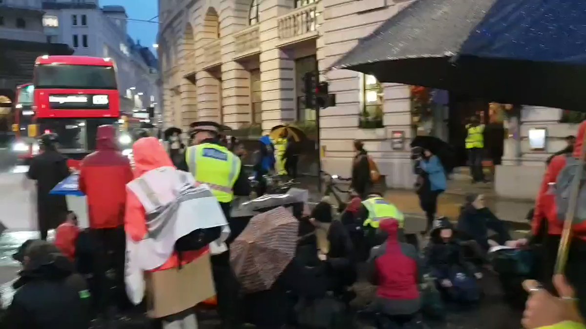 Extinction Rebellion: We are shutting down Bank junction to highlight the £billions that London's finance industry pumps into the fossil fuel industry that is killing the poor whilst the 1% gets immeasurably richer 