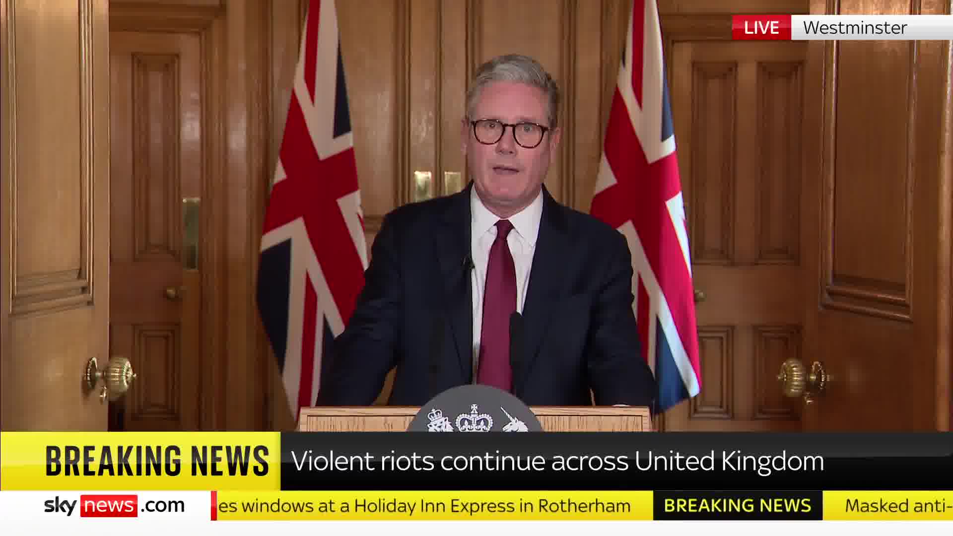 “I guarantee you will regret taking part in this disorder”, UK PM Starmer says Anti-Muslim / immigration riots engulfed UK this weekend following murders falsely attributed to the Muslims