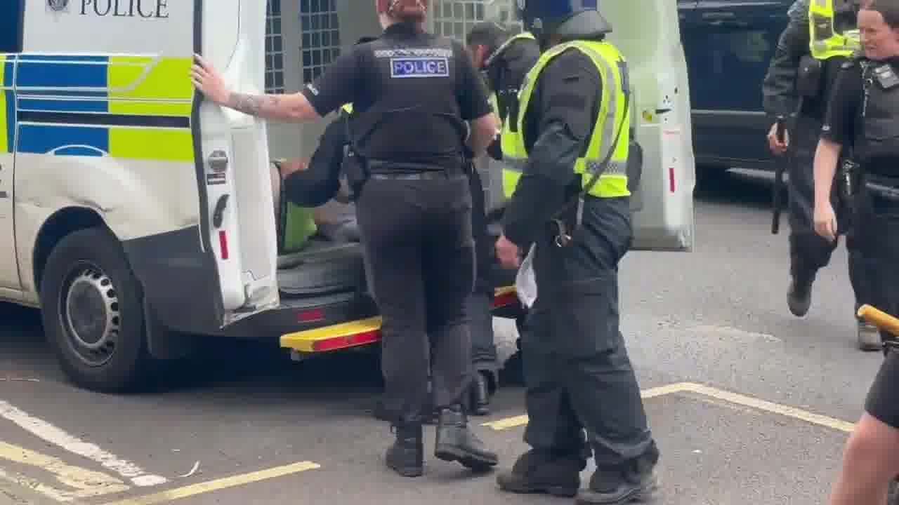 Continúan las detenciones en Middlesbrough