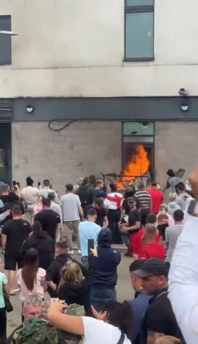 Rioters have now set fire to the hotel housing migrants in Rotherham 