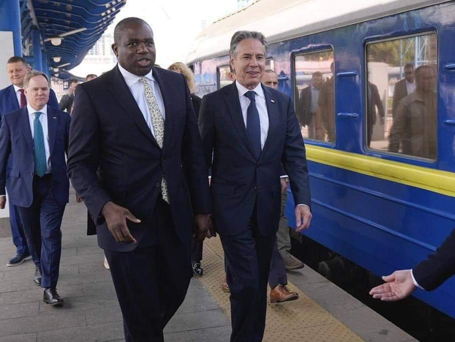 USA:s och Storbritanniens utrikesminister Antony Blinken och David Lammy anlände till Kyiv