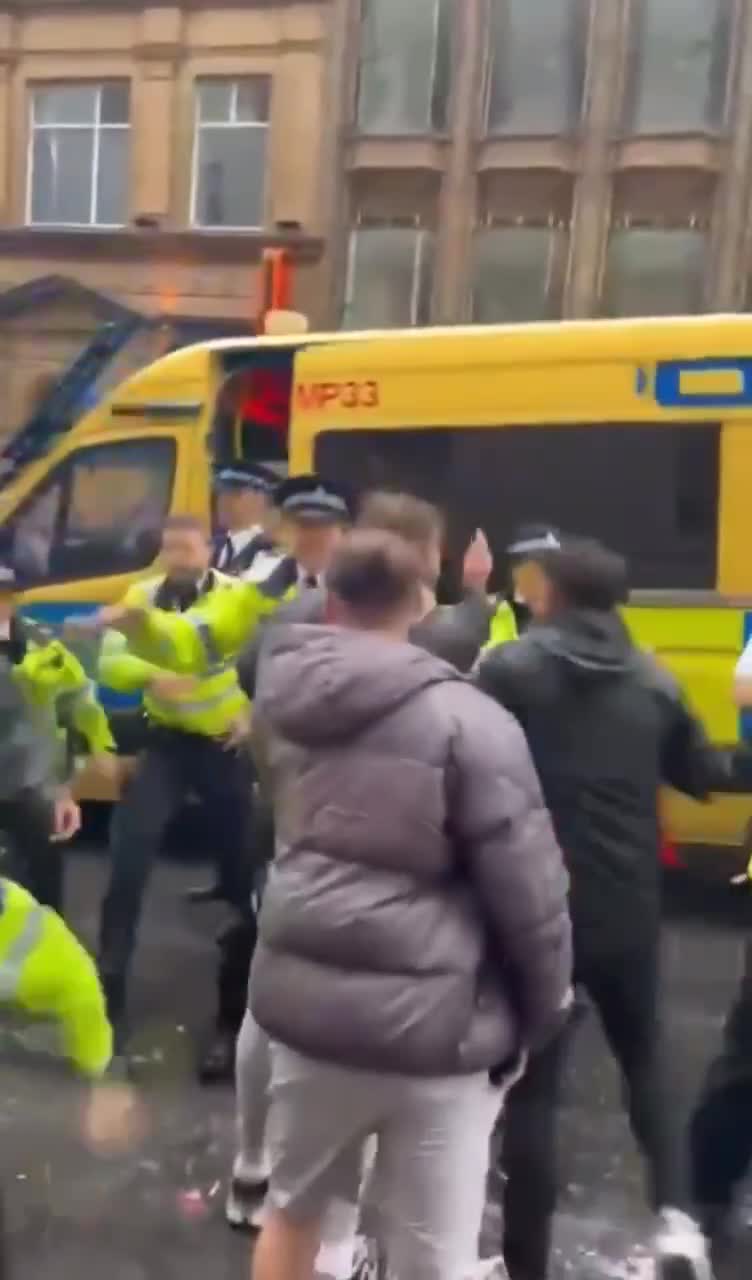 Telegraph report: At least 17 injured in Liverpool stampede