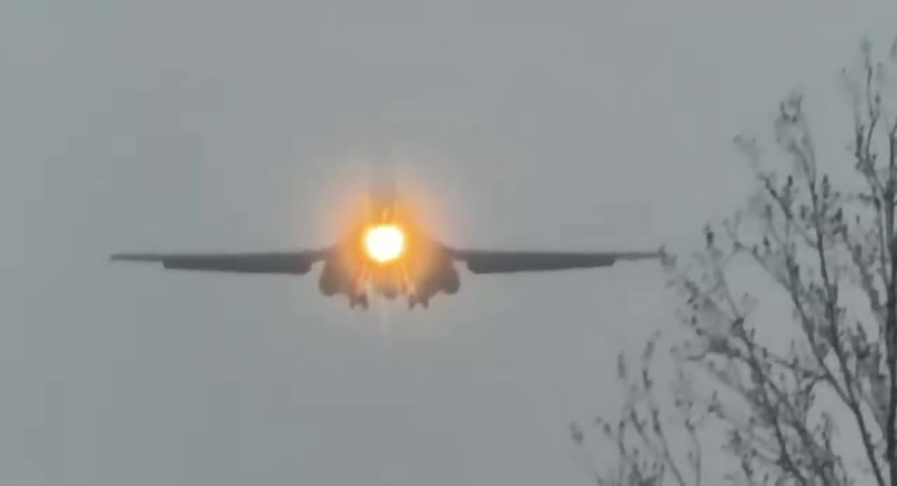 A U.S. Air Force B-1B “Lancer” Long-Range Heavy Bomber seen arriving at RAF Fairford in Gloucestershire, England earlier today, as preparations are now fully underway for the deployment of additional bombers to bases in Diego Garcia and the United Kingdom